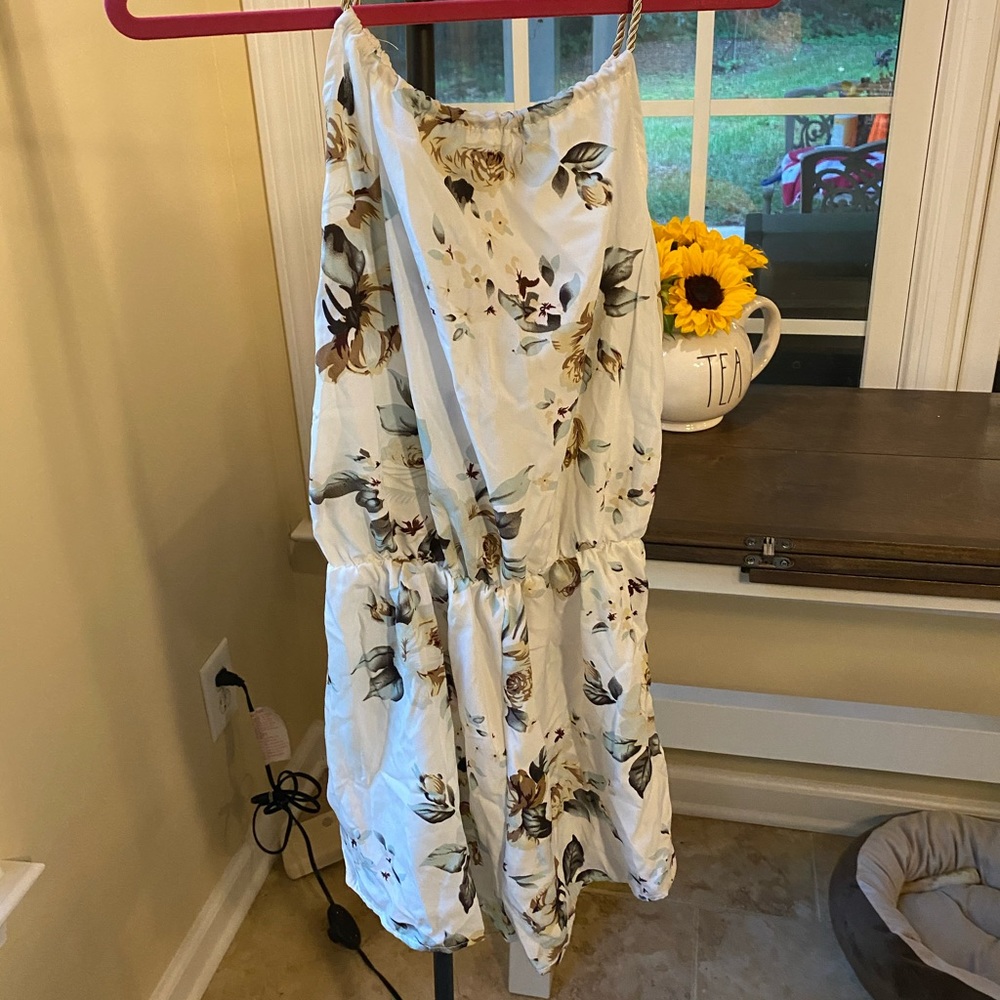 White float romper